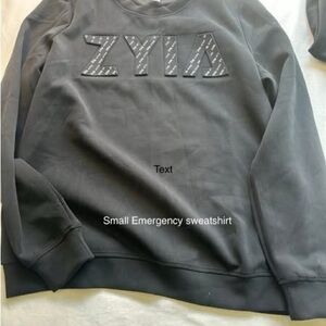 ZYIA Men's Charcoal Crewneck Sweater